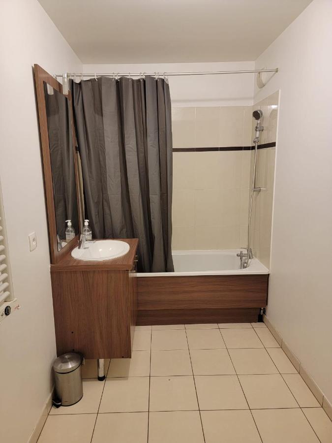Boissy Gare Rer A Appartement 1 A 3 Chambres Au Choix Dış mekan fotoğraf