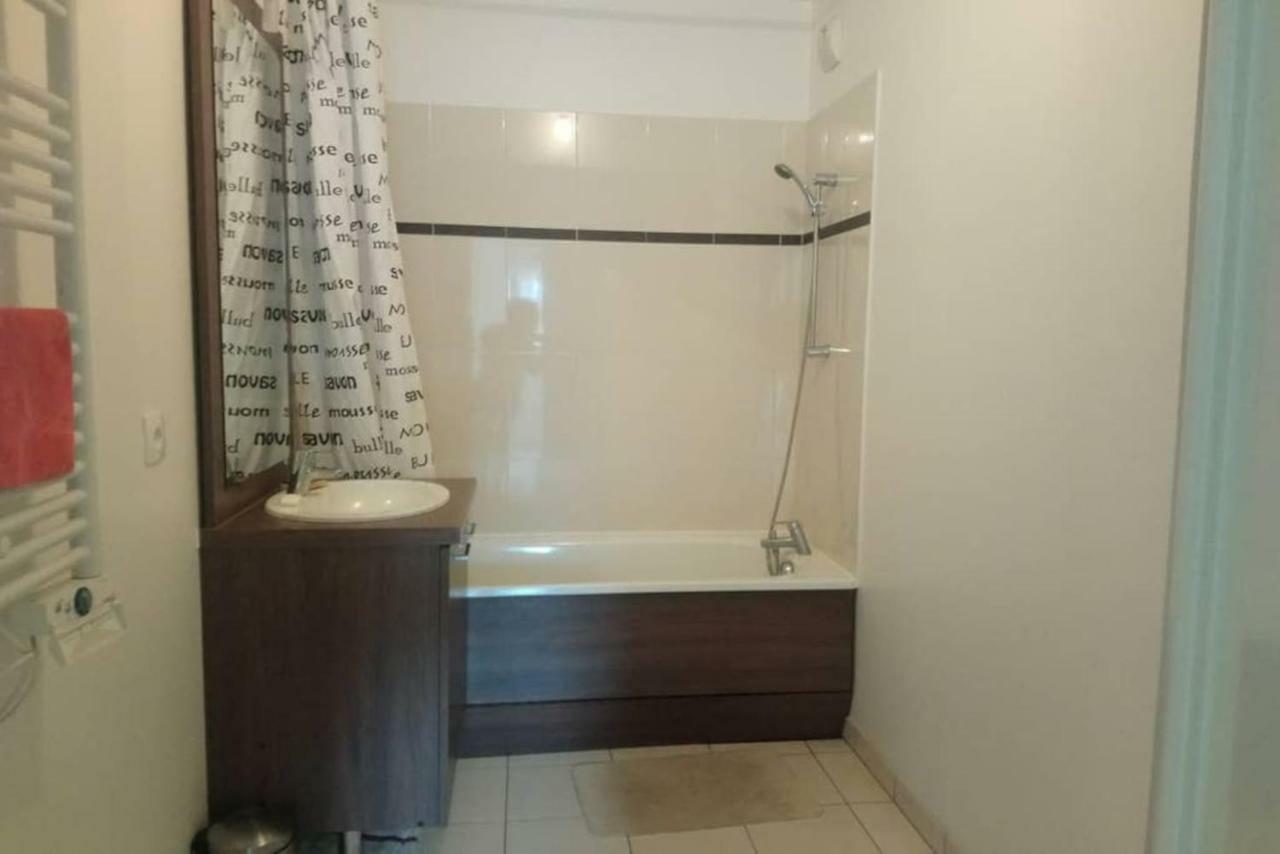Boissy Gare Rer A Appartement 1 A 3 Chambres Au Choix Dış mekan fotoğraf