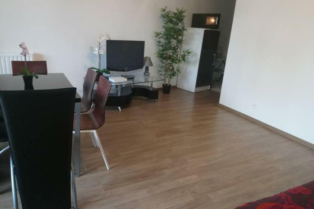 Boissy Gare Rer A Appartement 1 A 3 Chambres Au Choix Dış mekan fotoğraf